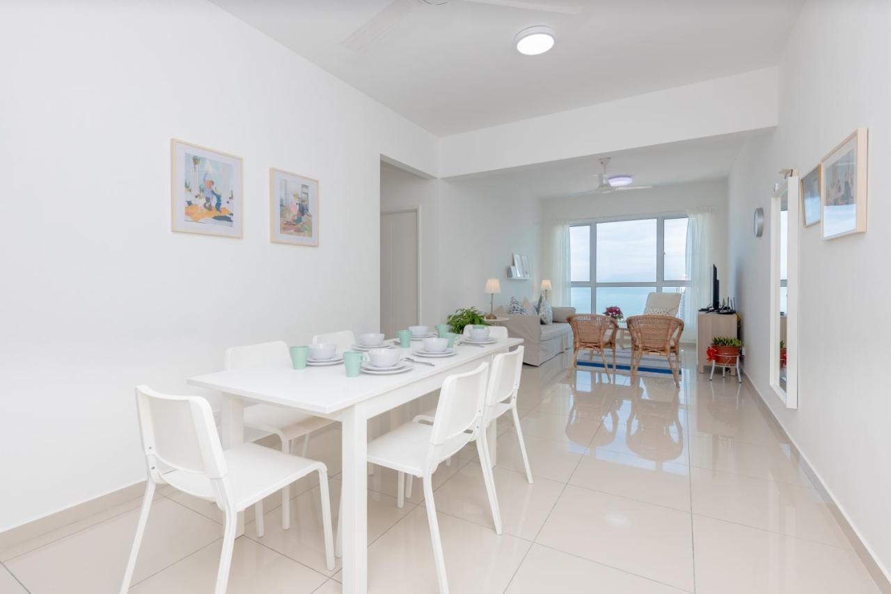 White Lagom Scandinavian House, By Sanguine Apartamento Tanjung Tokong Exterior foto
